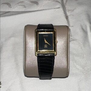 Vintage Gucci Women's Watch